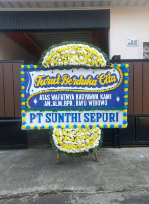 Papan Bunga Duka di Sintung